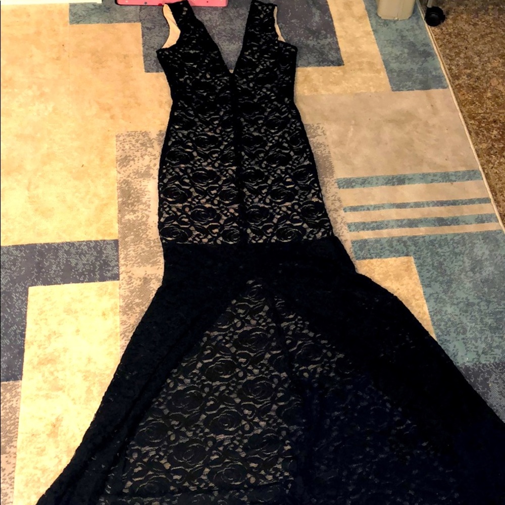 Alice and Olivia gown